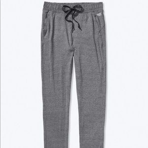 PINK ultimate lightweight jogger